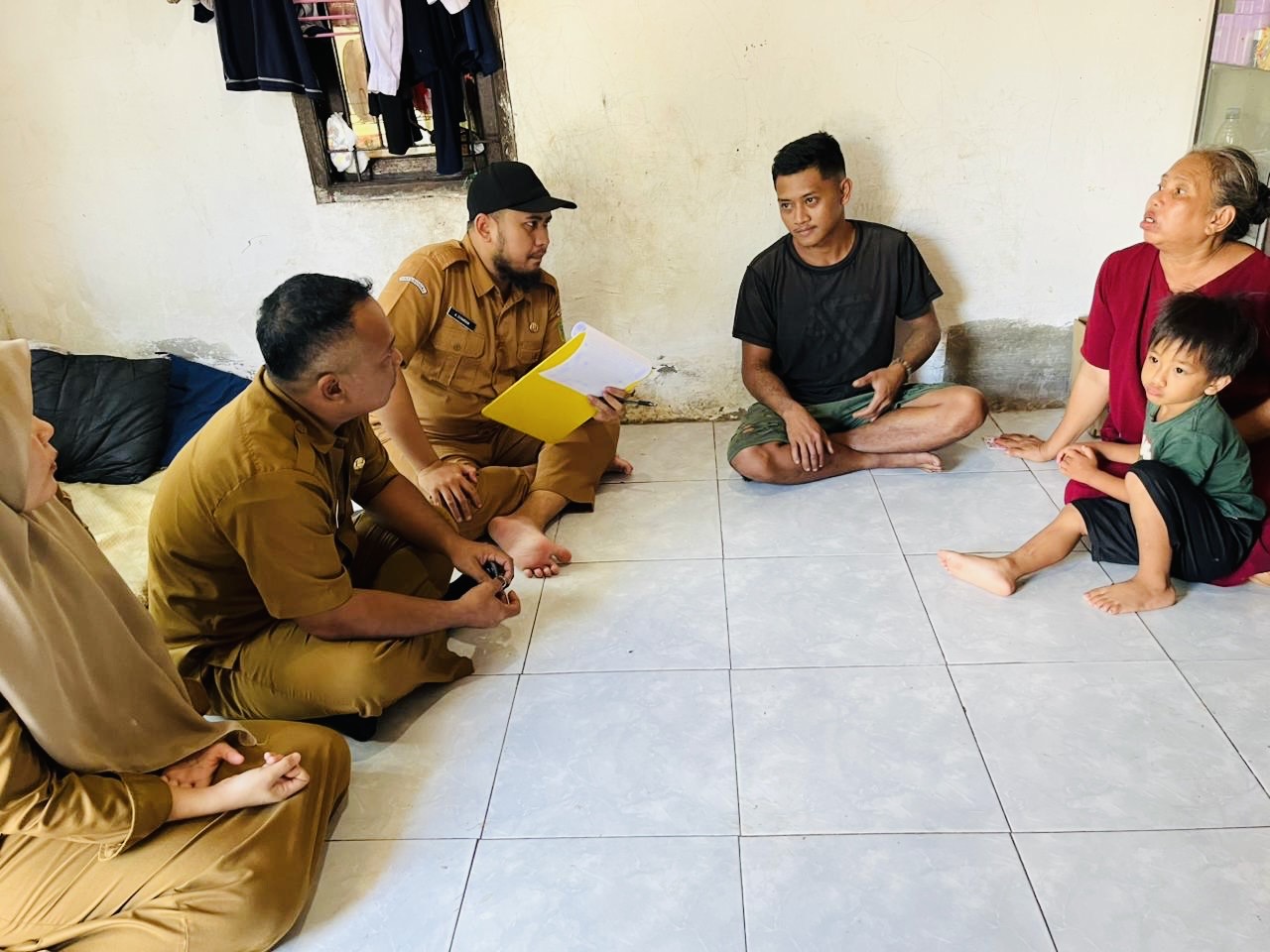 Respon Cepat TRC Dinas Sosial PPU Berhasil Pulangkan Orang Telantar ke Keluarga di Kalimantan Tengah